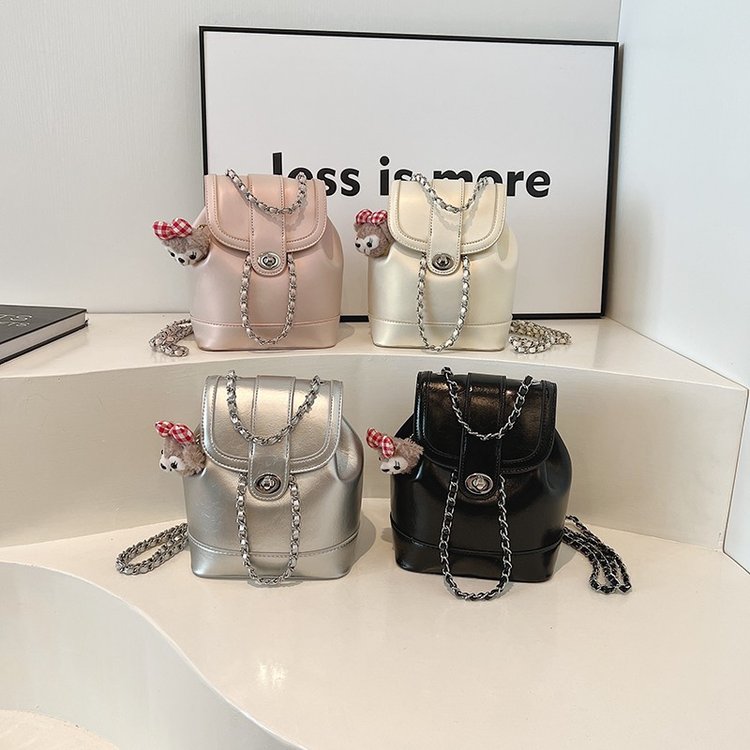 Niche design texture backpack women's new retro fashion chain bucket bag casual versatile large capacity