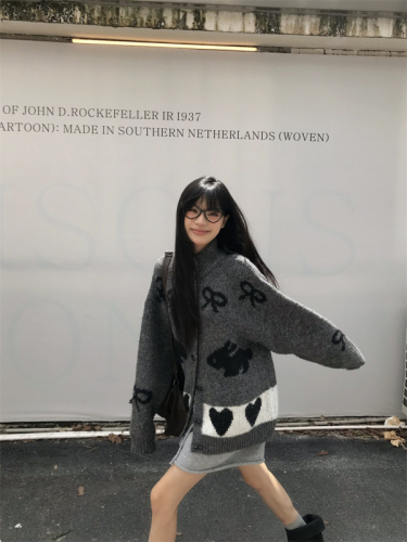 Korean autumn knitted patchwork contrasting pattern thickened long-sleeved sweater jacket