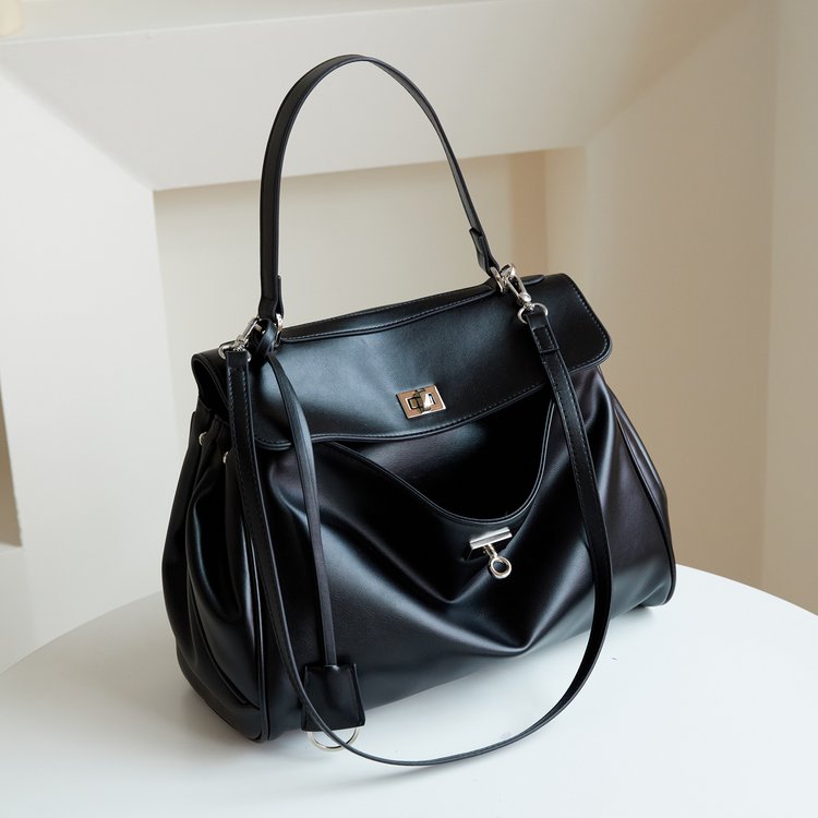 Handbag 24 New Style Soft Cowhide Unisex Tote Bag Fashionable and Relaxed Large Bag