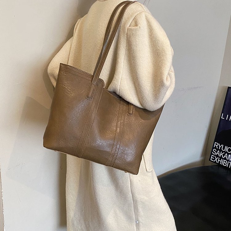 Bags for Women Autumn and Winter 2024 New Retro Large Capacity Fashion Work Commuting Tote Bag High-Quality Textured Shoulder Bag