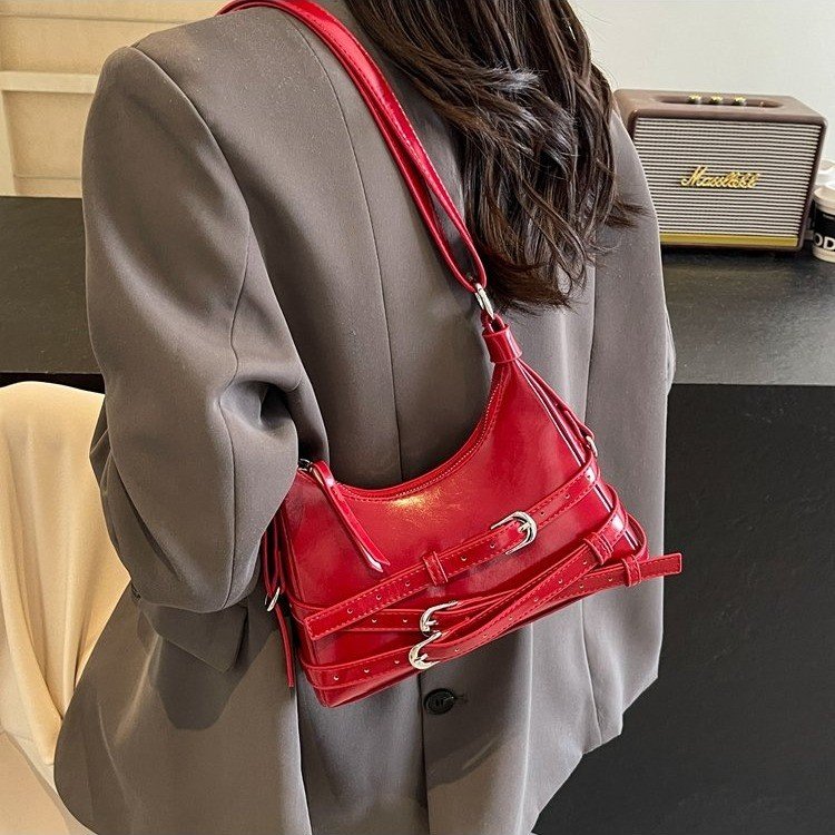 2024 New Trendy Red Underarm Bag Women's Summer Fashion Handheld Small Square Bag Texture Niche Shoulder Bag Women