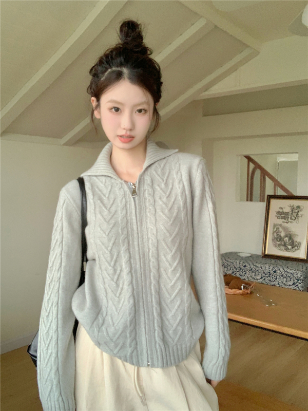 Gray twist zipper sweater jacket, lapel design, versatile knitted cardigan, solid color sweater