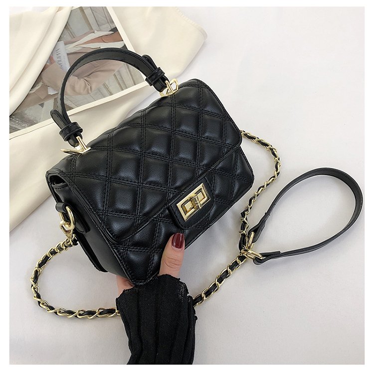 This year's popular small fragrant style chain bag women's 2024 new high-end texture black commuter portable crossbody bag