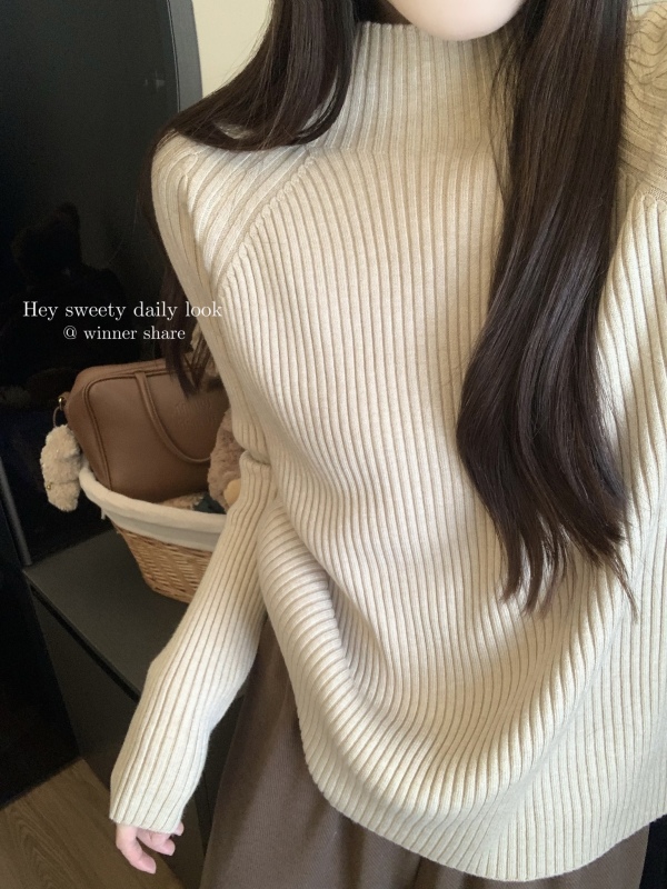 Half turtleneck pit retro sweater for women in autumn and winter, loose and lazy inner top, bottoming sweater