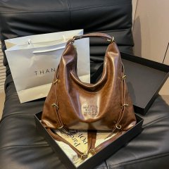 Autumn and winter commuting new versatile crossbody bag shoulder bucket bag retro large capacity bag women's fashionable style