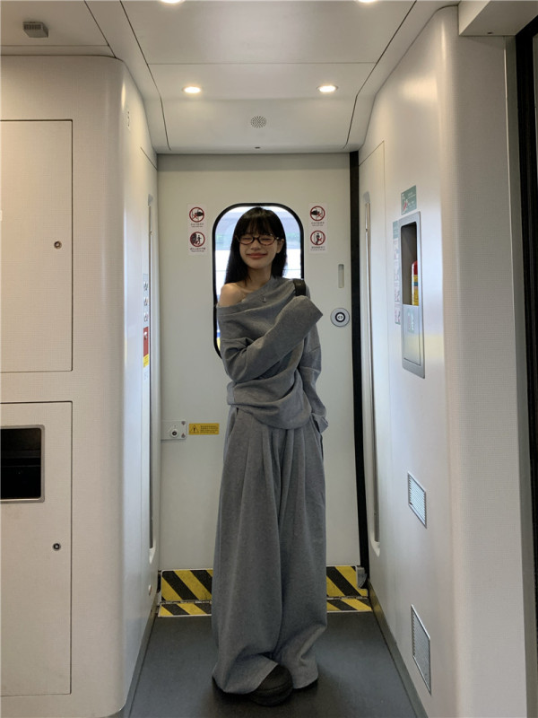 Casual suit women's niche slanted shoulder loose versatile top fall floor-length wide-leg pants two-piece set