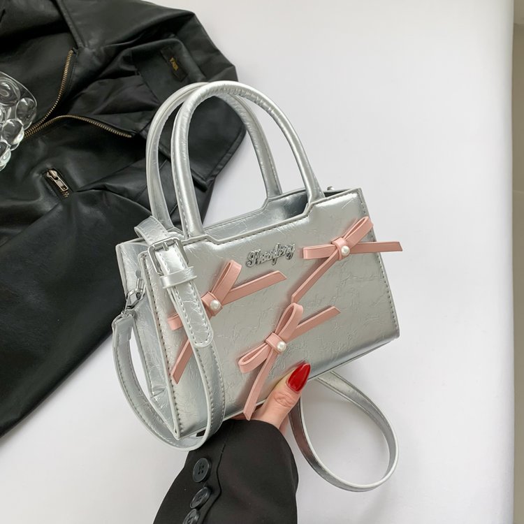 High-end sweet girly bag 2024 new small square bag niche versatile handbag cute one-shoulder cross-body bag