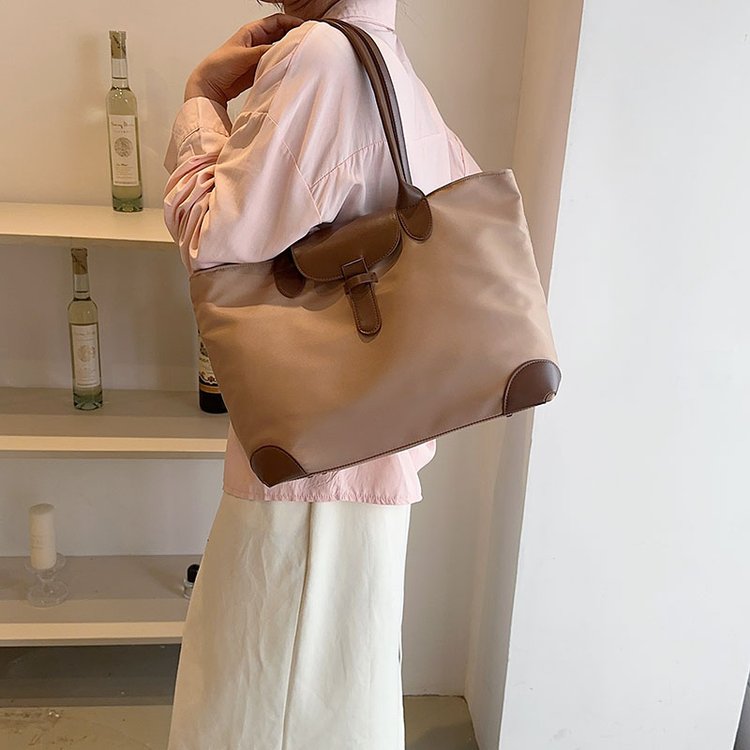Large-capacity bag women's shoulder bag commuter bag student class bag nylon cloth versatile tote bag