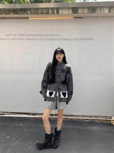 Korean autumn knitted patchwork contrasting pattern thickened long-sleeved sweater jacket