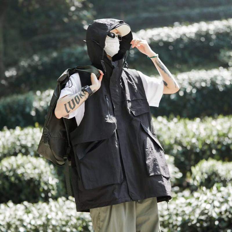Workwear mountain style functional vest multi-pocket hooded outdoor camping sleeveless vest for men