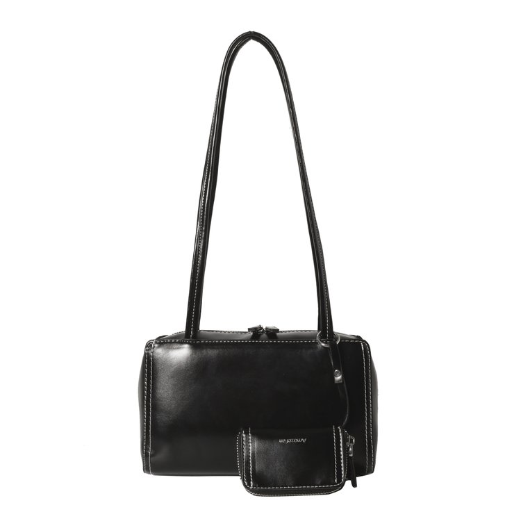 2024 new spring and summer Korean ins same retro black shoulder bag niche Boston armpit bag headphone bag