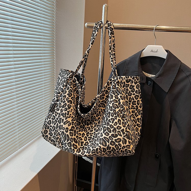 Bags for women new 2024 shoulder bag leopard print casual shopping bag large capacity European and American fashion solid color tote bag