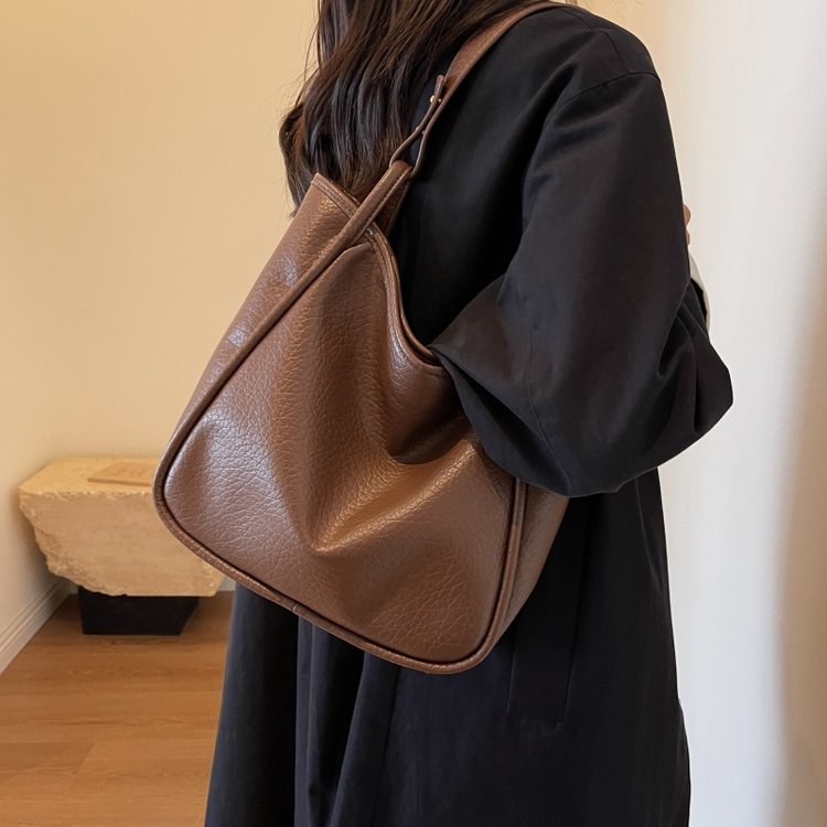Large-capacity soft leather tote bag early autumn new commuter bag macaron color college student shoulder bag women