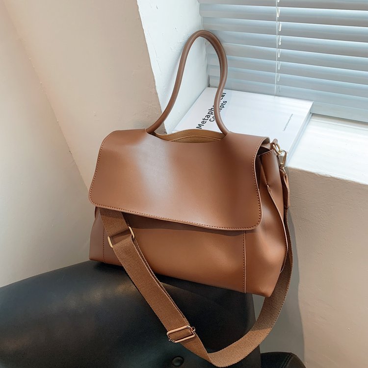 Women's bag autumn and winter large capacity bag new internet celebrity armpit briefcase niche design high-end shoulder bag