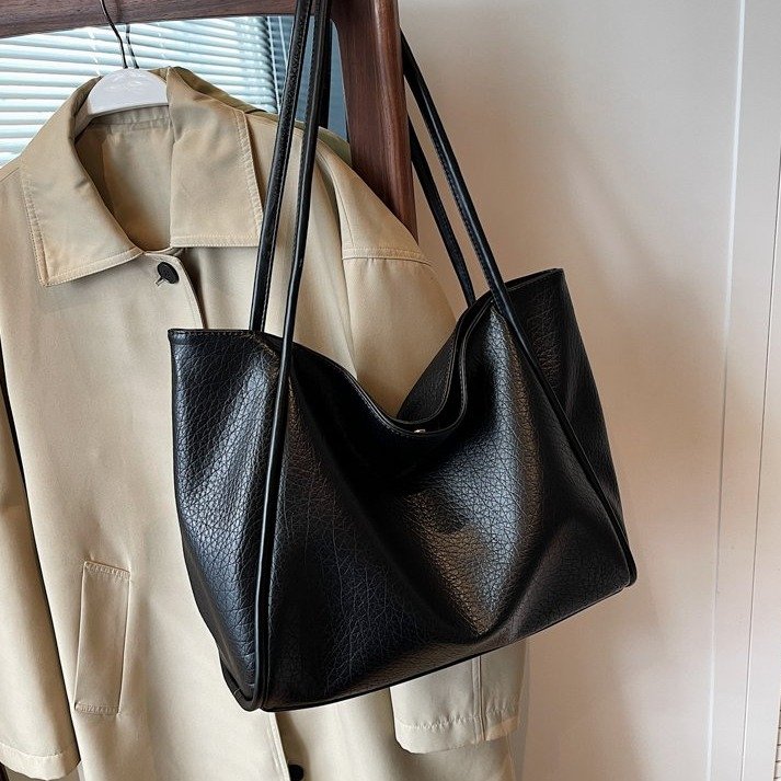 Bags Women's Soft Leather Large Capacity Tote Bag Hand-held Niche Design Shoulder Underarm Bag for Class Commuting