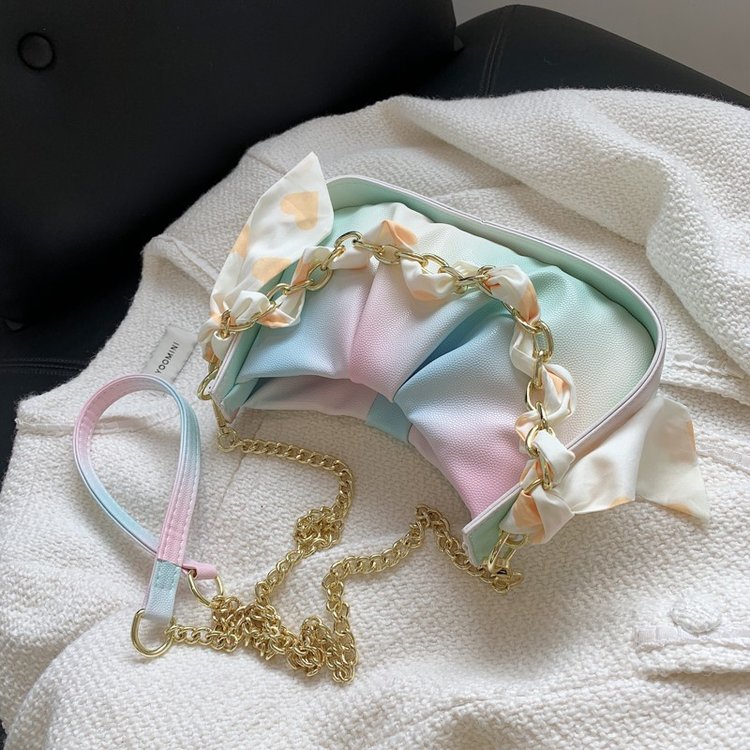 Chain super popular niche white bag for women 2024 new summer trendy design armpit bag pleated cloud crossbody bag