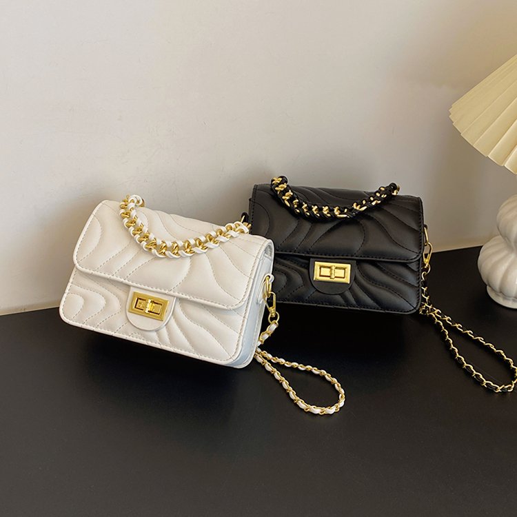 Spring and summer popular new style small fragrant chain bag exquisite texture small bag women's fashion versatile crossbody bag