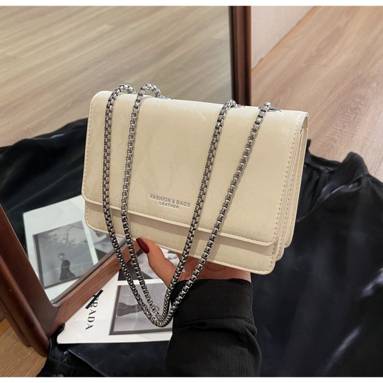 Korean version of popular small bag for women 2024 new trendy fashion chain shoulder crossbody small square bag mini lipstick bag