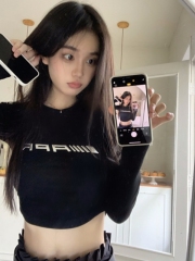 Niche long-sleeved T-shirt women's design irregular bottoming shirt autumn short letter hot girl inner top