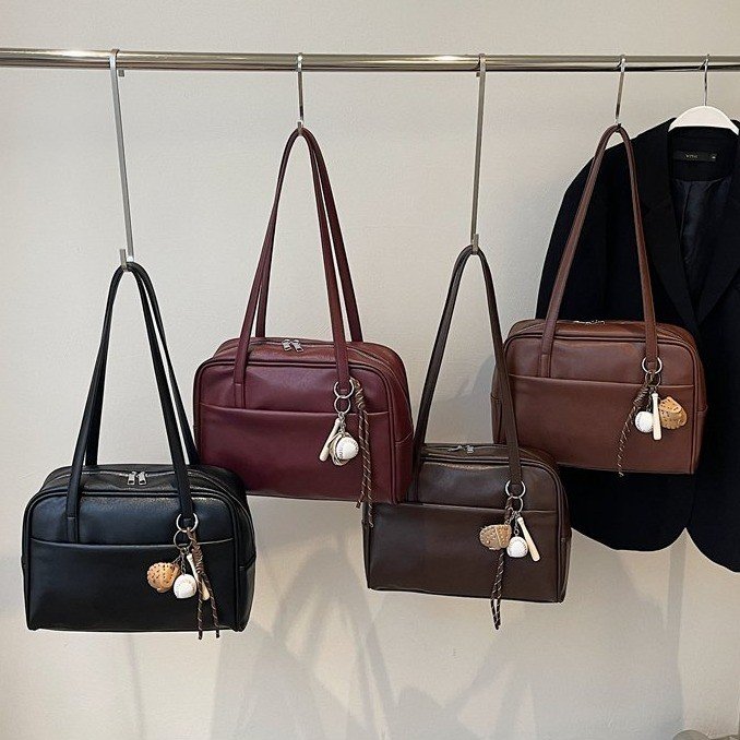 Korean style large-capacity shoulder bag for women autumn 2024 new retro armpit bag versatile large-capacity tote bag