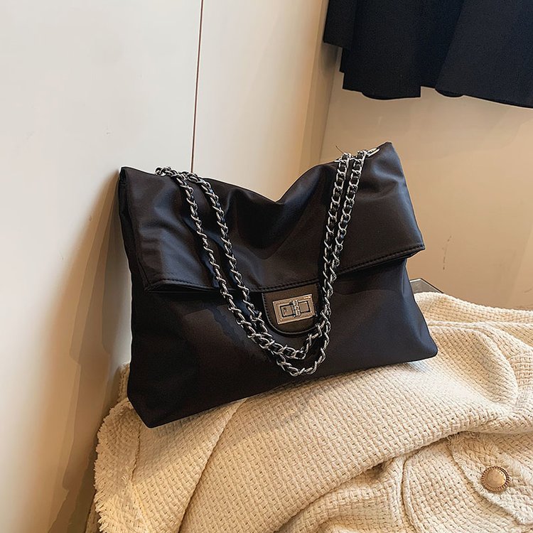 New fashionable small fragrance bag European and American popular high-end large-capacity Oxford cloth chain shoulder crossbody bag