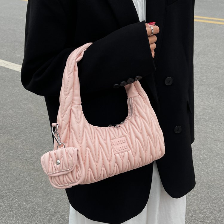 This year's popular niche design embroidery bags, new women's bags, fashionable and versatile cross-body bags, super popular handbags
