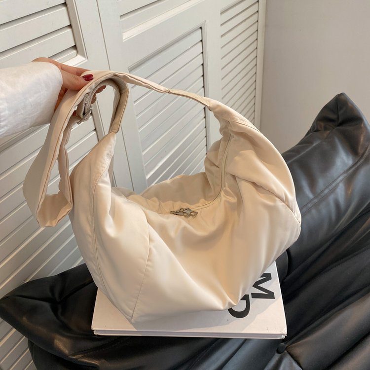 Crossbody bag women's autumn and winter new large-capacity dumpling bag down cotton casual simple versatile shoulder bag