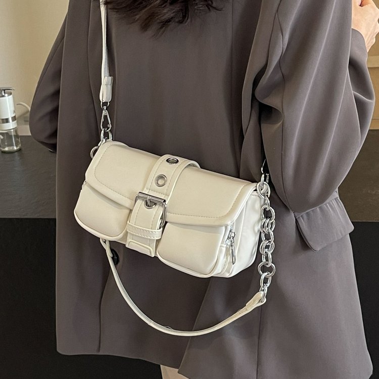Fashionable and simple retro ring chain armpit bag new trend baguette crossbody small bag commuter bag shoulder bag