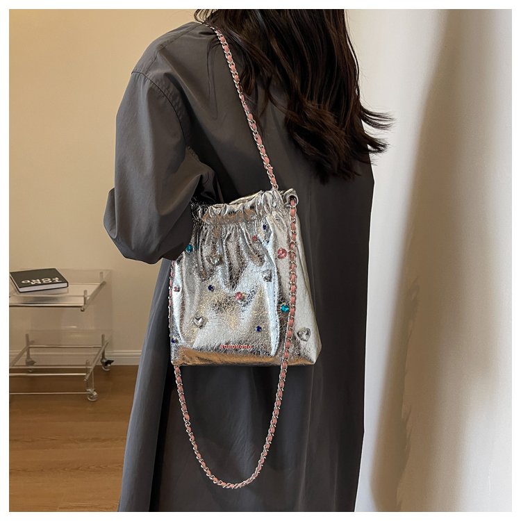 Summer trend shoulder bag American sweetheart hottie color diamond chain bag internet celebrity same style pleated crossbody bag