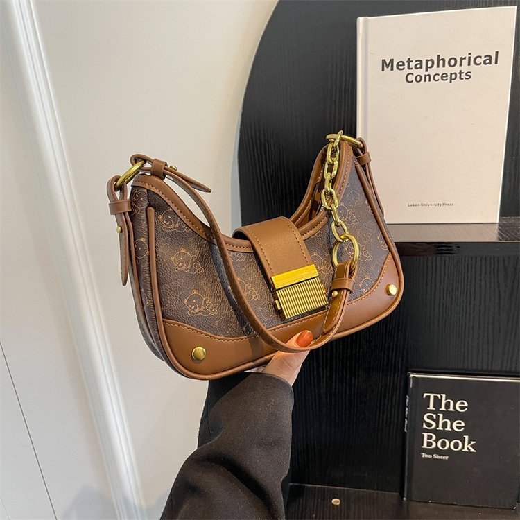 This year's popular niche design bags, new women's bags, fashionable and versatile crossbody bags, foreign style single shoulder armpit bags