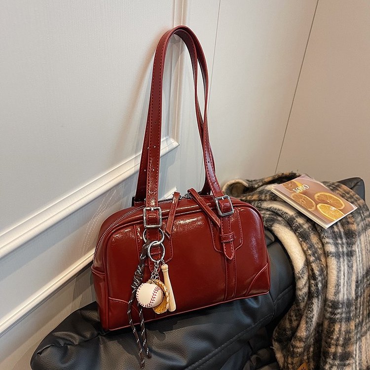 Women's 2024 new Korean style versatile autumn and winter niche retro black handbag versatile shoulder bag crossbody bag trendy