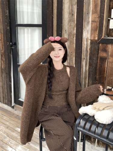 Hot girl halter neck camisole knitted cardigan jacket top lazy style loose soft waxy sweater suit for women