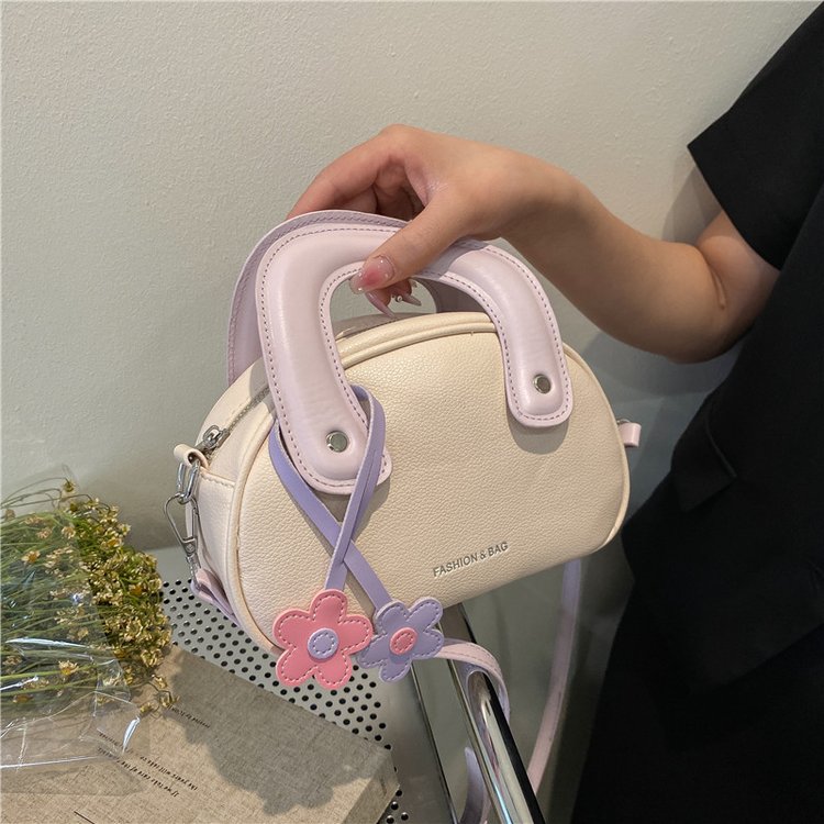 Korean niche design bag women's summer popular new style versatile crossbody bag fashionable shoulder handbag
