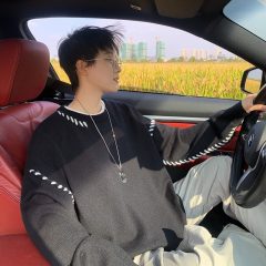 Niche topstitch design contrasting color round neck sweater men's casual loose versatile couple sweater