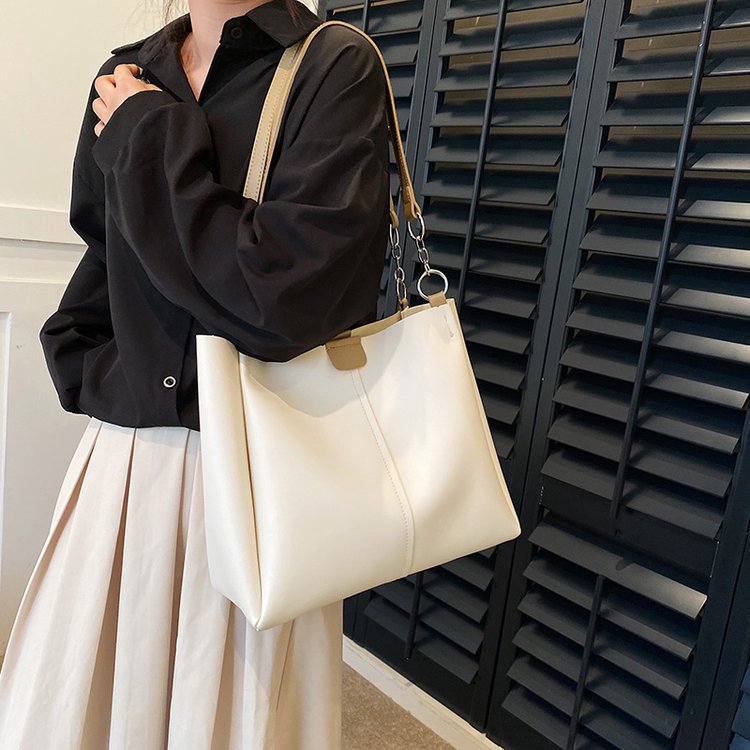 Large-capacity bag women's new trendy summer tote bag college student class shoulder commuter bag shopping bag