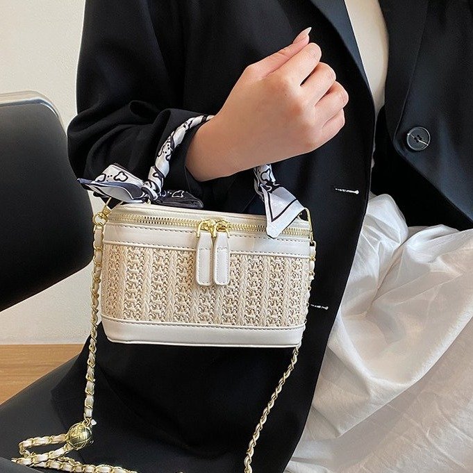 Bags Women's Bags Woven Bags Stitched Contrast Color Portable Box Bags 2024 New Korean Style Western Style Single Shoulder Diagonal Bag Trendy