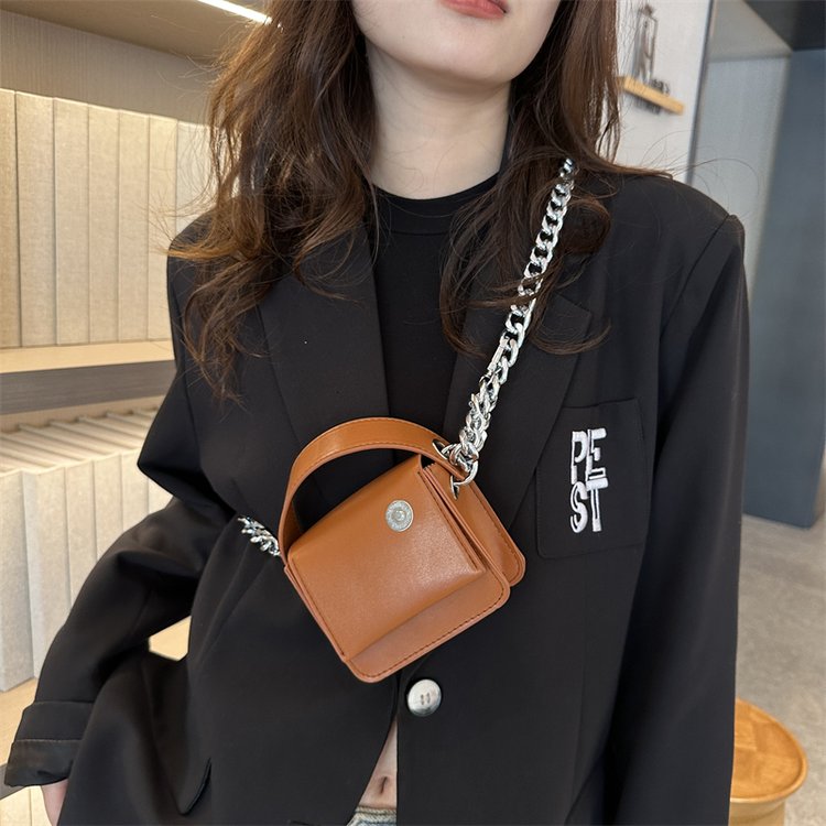 Korean mini thick chain black portable small square bag women's summer new chest bag lipstick coin shoulder bag