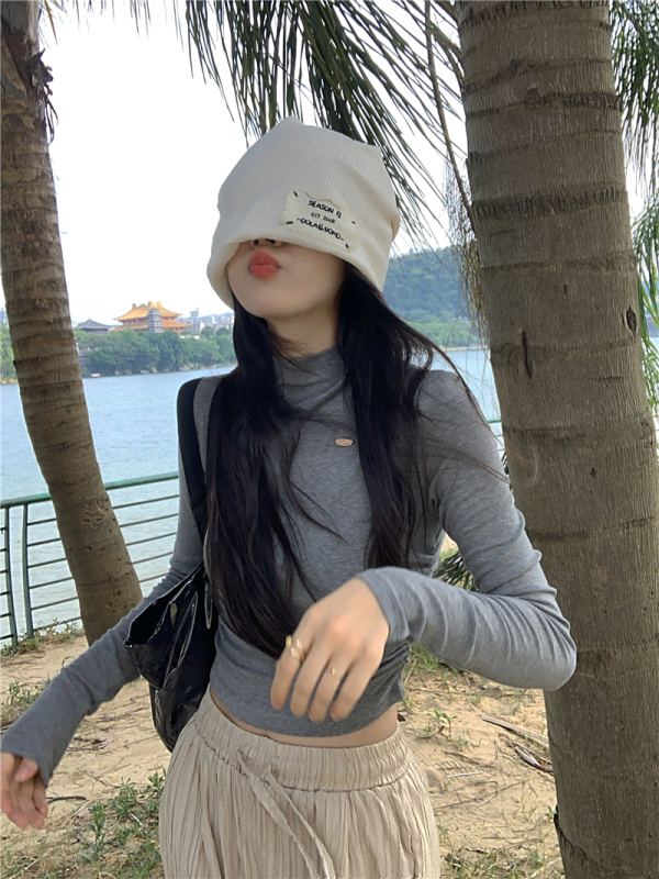 Skin-feel autumn and winter design niche waist-cinching pleated bottoming shirt long-sleeved knitted top