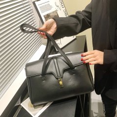 Soft leather large-capacity fashionable retro flip commuter bag women's autumn and winter new shoulder handheld tote large bag