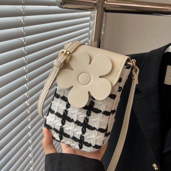 Bag wholesale women's summer mobile phone bag women's new crossbody bag flower Korean style shoulder bag