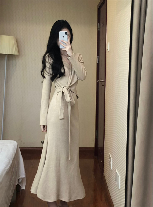 French gentle style cross waist strap knitted fishtail dress