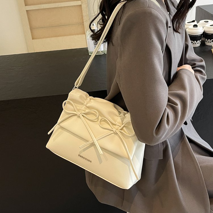 New women's bag large capacity crossbody bag fashion casual soft surface small square bag 2024 beautiful commuter women's shoulder bag