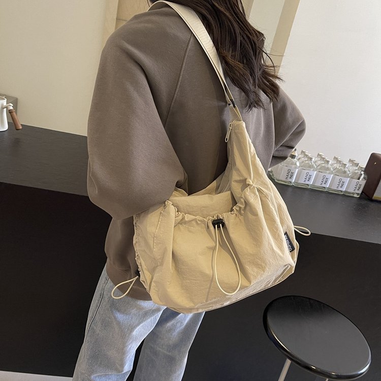 Nylon cloth bag women's tote bag large capacity summer can be worn cross-body 2024 new versatile shoulder class commuter bag