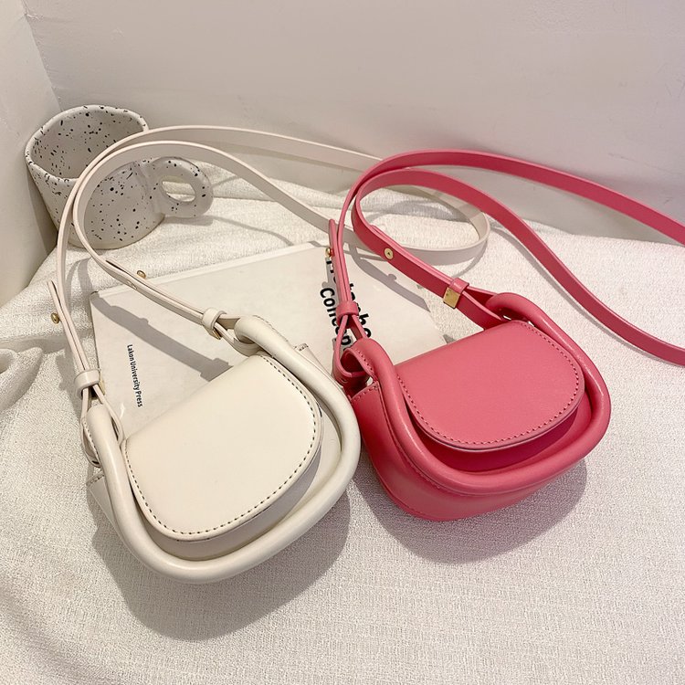 Niche design small bag women's bag new summer texture one-shoulder crossbody bag high-end portable mini bag