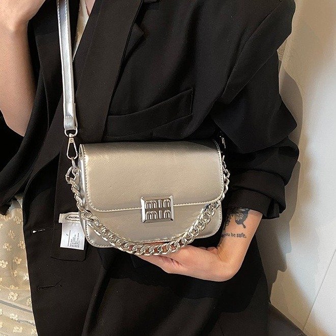 Korean niche handbags for women 2024 new fashion silver small square bag high-end versatile shoulder crossbody bag