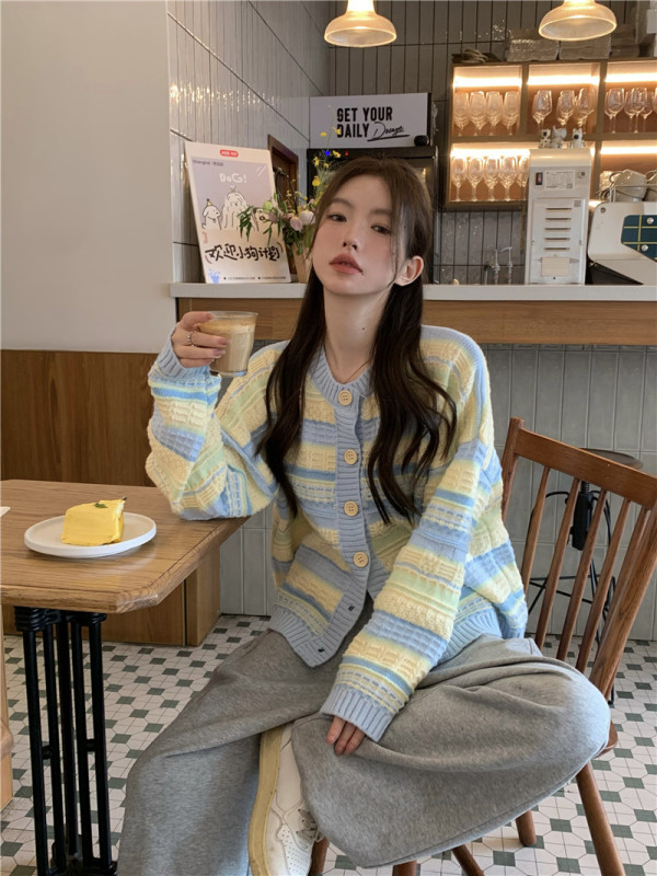 Gentle temperament striped women's long-sleeved knitted cardigan Korean style loose sweater lazy style jacket
