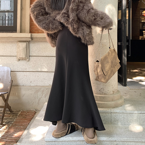 Regular and velvet skirts for women, autumn and winter women's high-waist slimming hip skirts, retro fishtail skirts for women