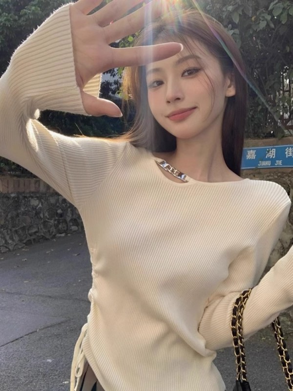 Drawstring irregular knitted bottoming shirt for women in autumn and winter, chic and beautiful, slim fit, soft and waxy inner sweater design top