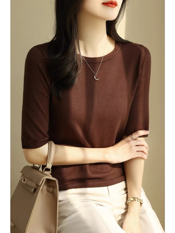 Round neck solid color slim-fitting mid-sleeve ice silk top women's fashionable quarter-sleeve knitted bottoming shirt thin