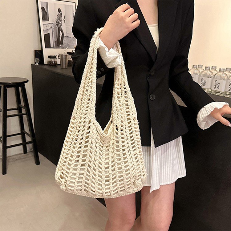 New solid color hand-woven bag, Korean ins hollow mesh bag, large capacity shoulder bag, fashionable and versatile armpit bag